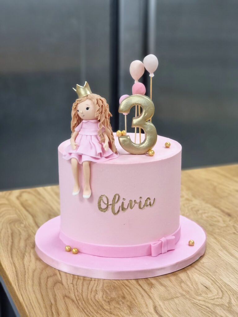 Bake My Day - smuk kage til Olivia 3 år